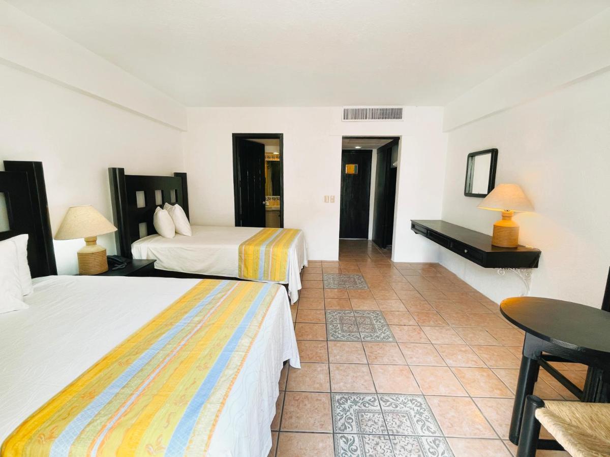 Hotel Delfin Puerto Vallarta Buitenkant foto