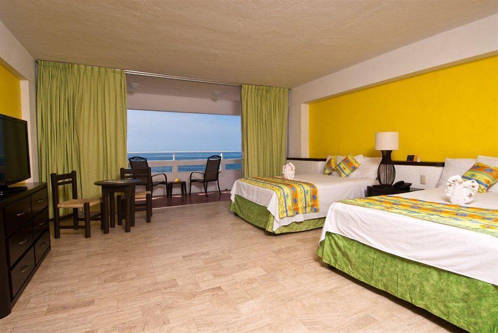Hotel Delfin Puerto Vallarta Buitenkant foto